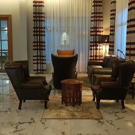 Silver Palm Hotel อารูชา ภายนอก รูปภาพ